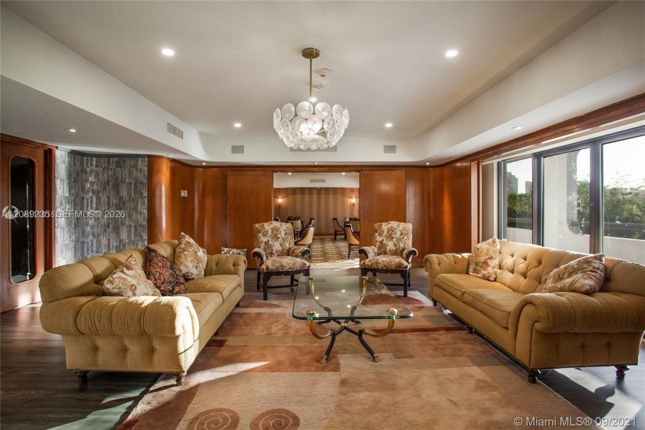 19707 Turnberry Way, Unit 27D, Aventura, FL 33180 Photo
