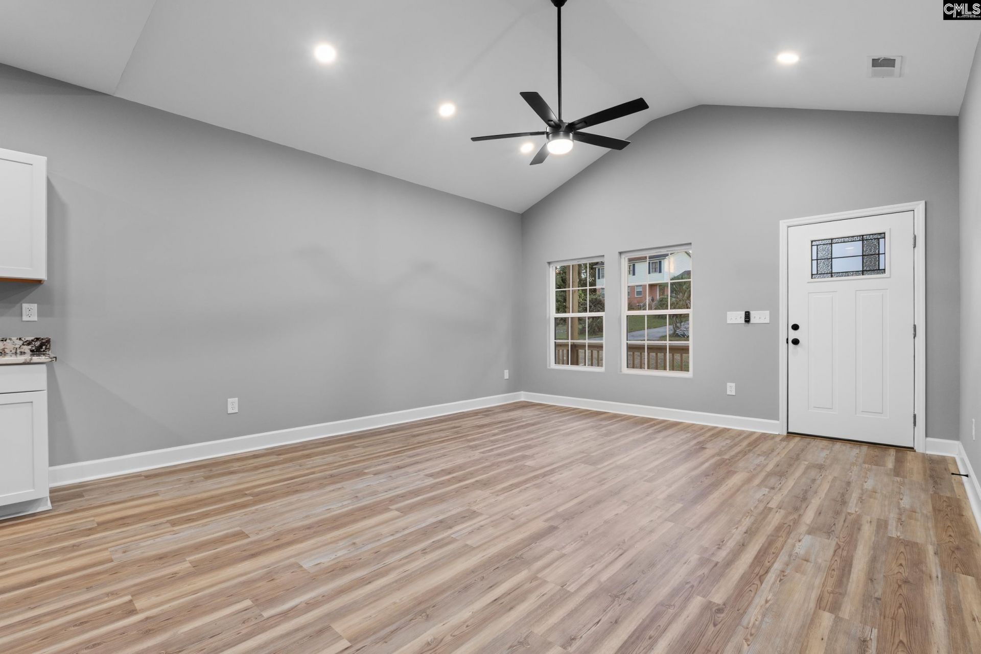 9533 Commonwealth Boulevard  Photo 6