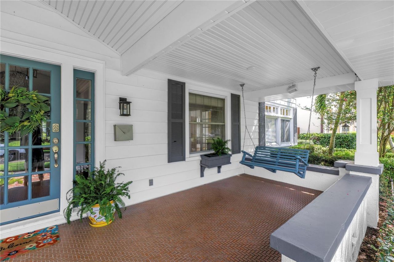 445 18th Avenue Ne, Saint Petersburg, FL 33704 Photo