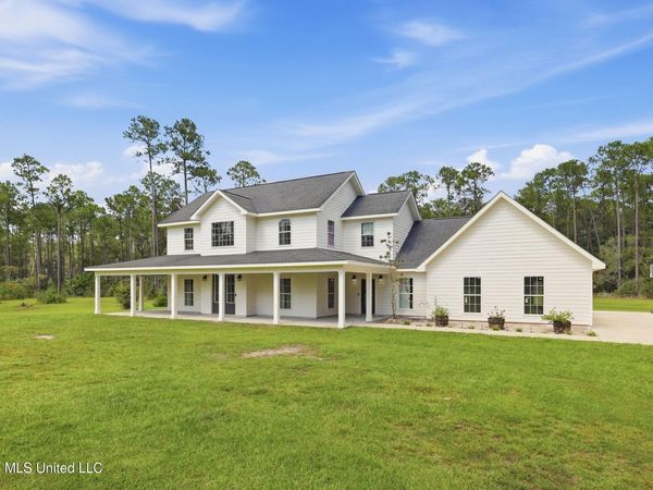 5110 Kiln Delisle Road, Kiln, MS 39556