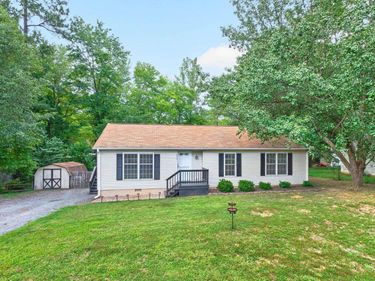 573 JEFFERSON DR, Palmyra, VA 22963