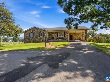 2940 DUNDEE RD , Stanardsville, VA 22973