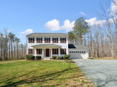6268 JEFFERSON MILL RD , Scottsville, VA 24590