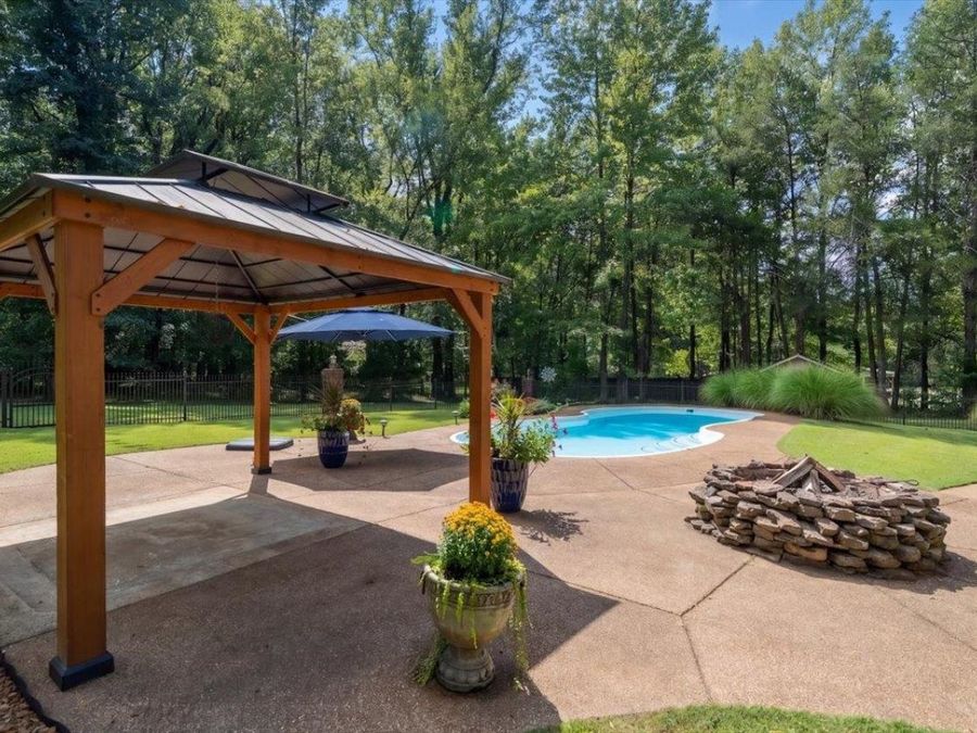 Property Image 37