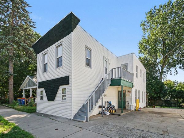 1008 Baxter Street SE, Grand Rapids, MI 49506