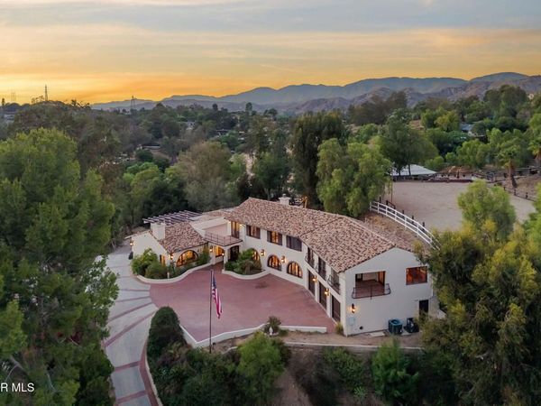 10165 La Canada Way, Shadow Hills, CA 91040