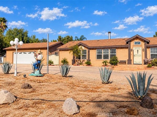 25340 Charina, Homeland, CA 92548