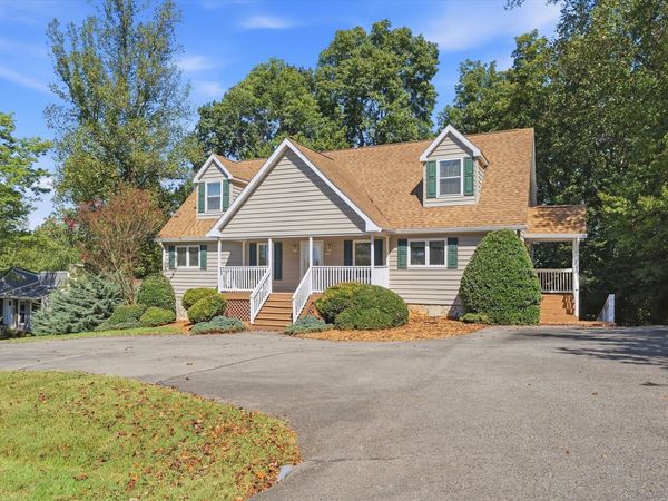 310 Indian Pointe DR, Hardy, VA 24101