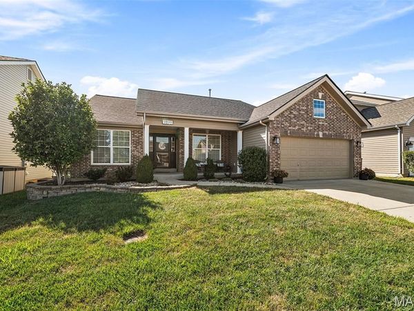 9899 Vicksburg Siege Court, Unincorporated, MO 63123