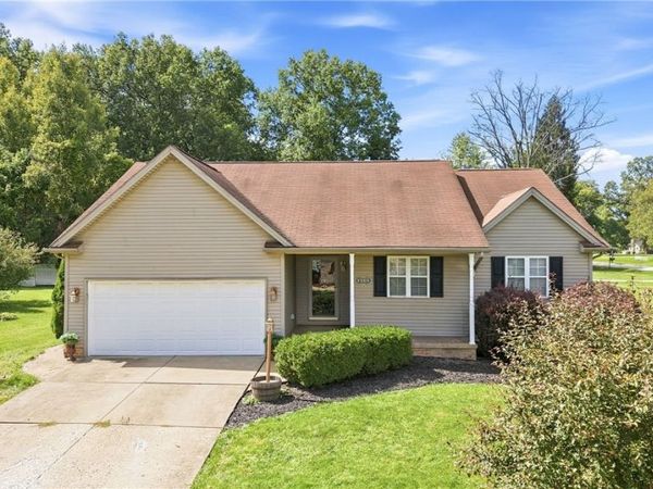 1561 Birch Run Drive NE, Warren, OH 44483