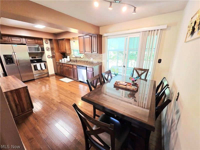 19157 Howe Road, Strongsville, OH 44136 Photo 14