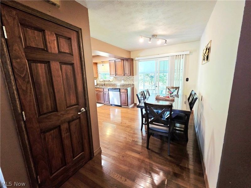 19157 Howe Road, Strongsville, OH 44136 Photo 16