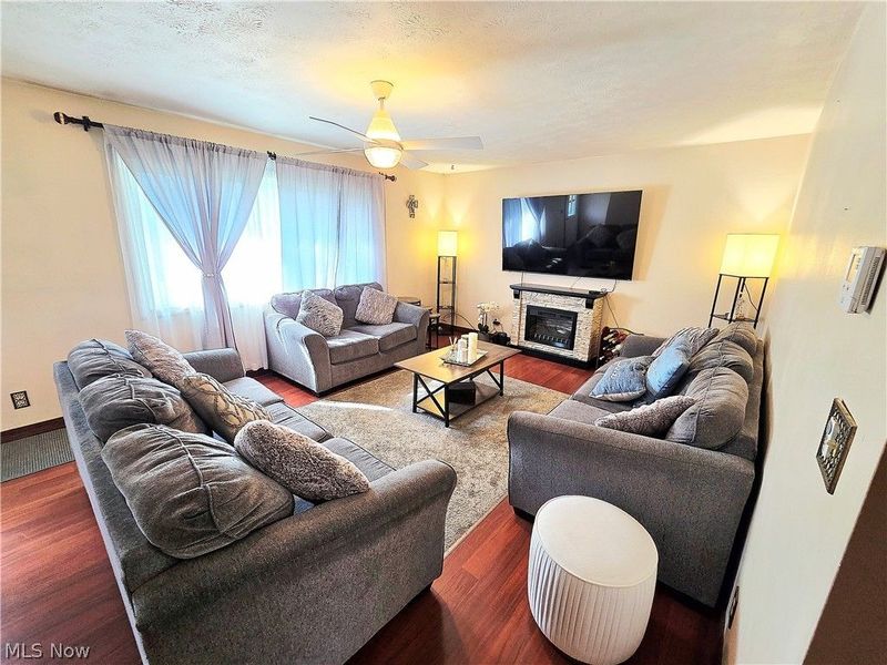 19157 Howe Road, Strongsville, OH 44136 Photo 3