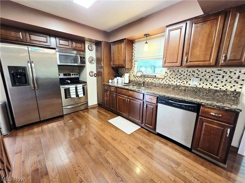 19157 Howe Road, Strongsville, OH 44136 Photo 9