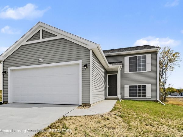 4600 Cambria Court, Potterville, MI 48876