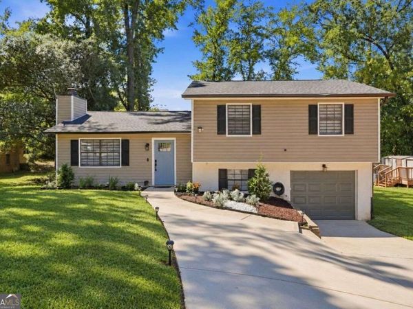 3316 Alcazar Drive SW, Lilburn, GA 30047