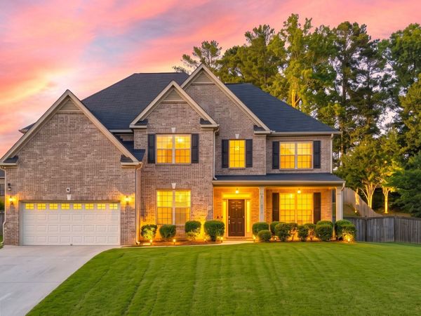 136 Delwood Drive, Mcdonough, GA 30252