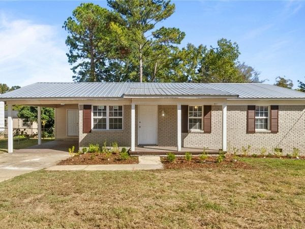 123 20th Avenue E, Tuscaloosa, AL 35404