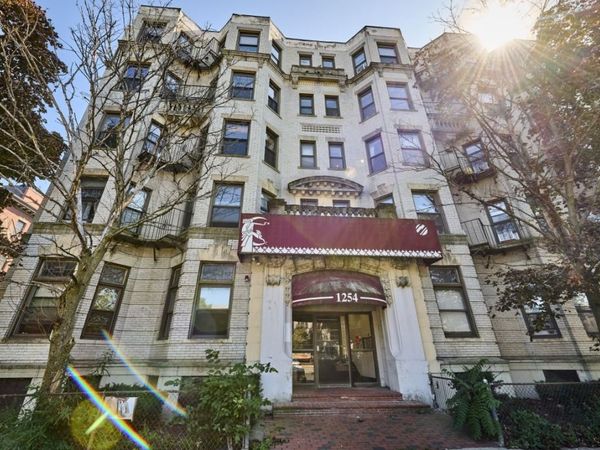 1254 Commonweath Ave., Unit 11, Boston, MA 02134