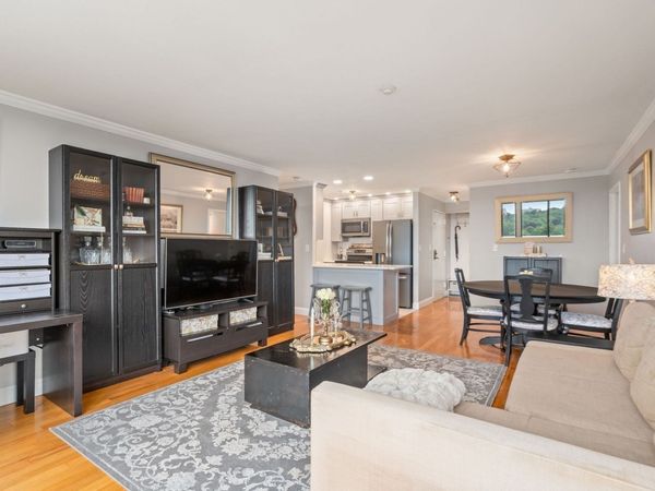 77 Adams St, Unit 1009, Quincy, MA 02169