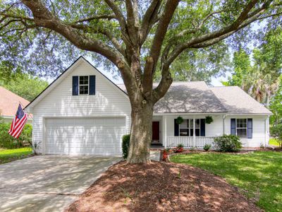 1264 Center Lake Drive, Mount Pleasant, SC 29464