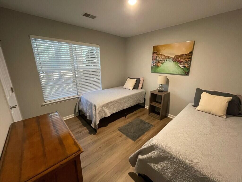 1264 Center Lake Drive Photo 26