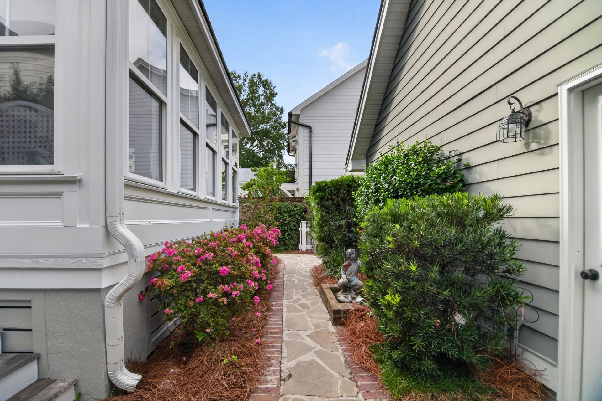 109 Shipwright Street Photo 53