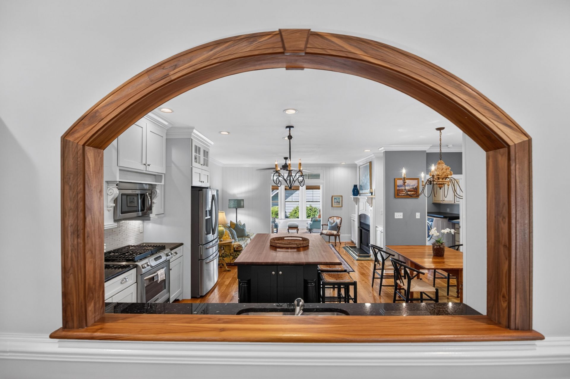 109 Shipwright Street Photo 9