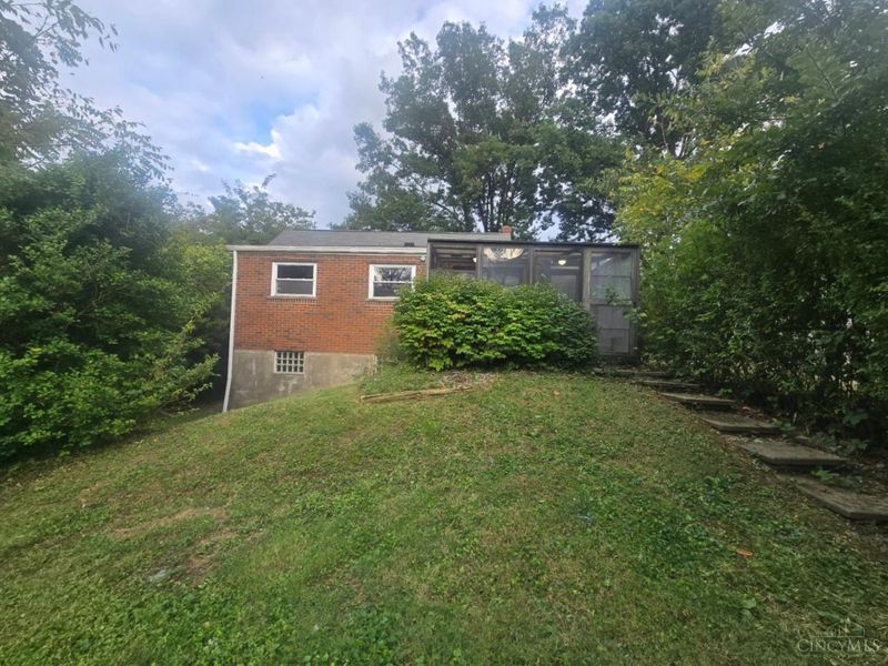 7781 Pippin Road, Colerain Township, OH 45239 Photo 4