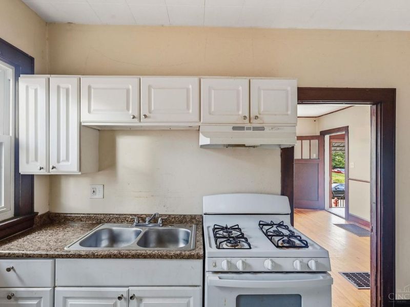 1633 Dallas Avenue, North College Hill, OH 45239 Photo 10