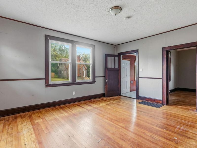 1633 Dallas Avenue, North College Hill, OH 45239 Photo 9