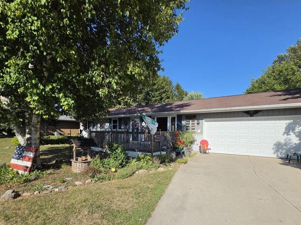 1845 Herman ROAD, Manitowoc, WI 54220