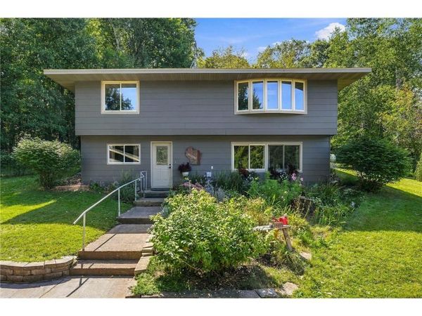 127 Ponderosa Road, River Falls, WI 54022