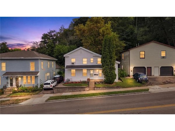 424 3rd Street, Hudson, WI 54016