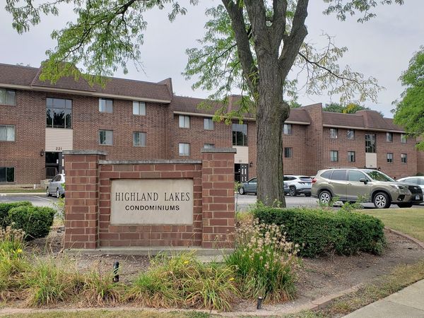 211 E JANATA Avenue , Unit 3B, Lombard, IL 60148