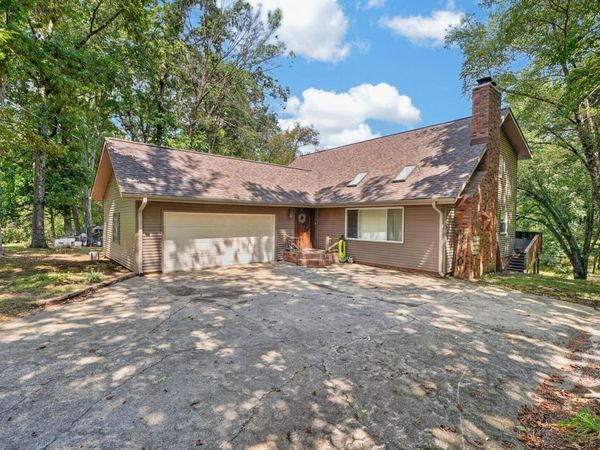 8496 N 1220 Boulevard, Mount Carmel, IL 62863
