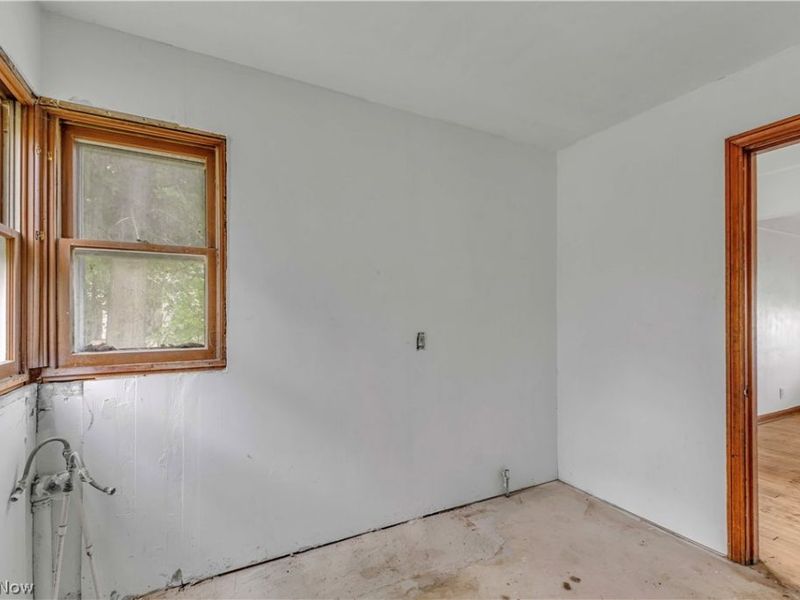 15521 N Lotus Drive, Cleveland, OH 44128 Photo 8