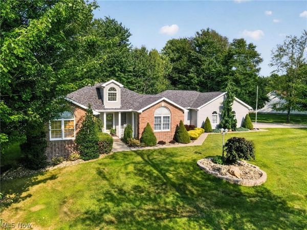 7424 Kingsboro Drive , Conneaut, OH 44030