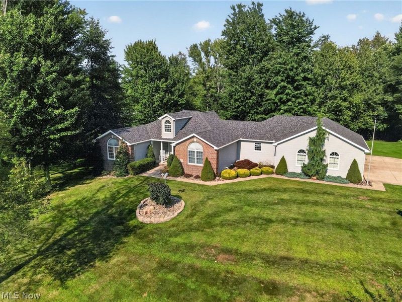 7424 Kingsboro Drive, Conneaut, OH 44030 Photo 2