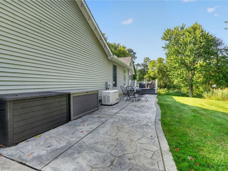 7424 Kingsboro Drive, Conneaut, OH 44030 Photo 6