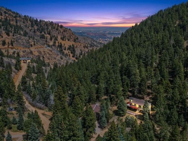 5130 Neeper Valley Road , Manitou Springs, CO 80829