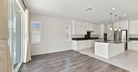 4603 Flagstaff Dr, Folsom, CA 95630 Photo