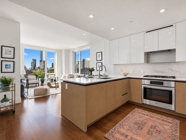 380 Harrison Ave, Unit 1013, Boston, MA 02118