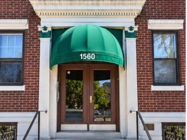 1560 Commonwealth Ave, Unit 4, Boston, MA 02135