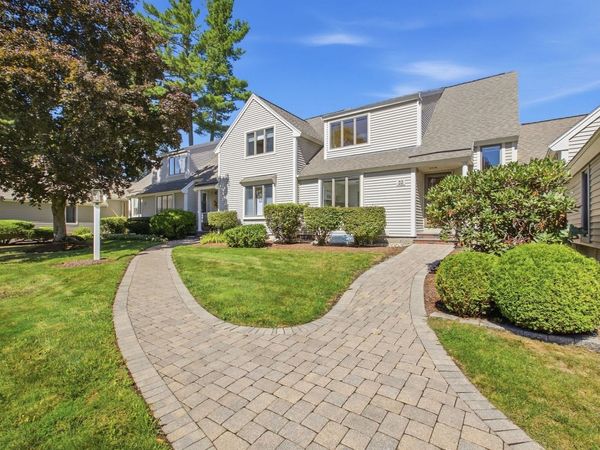 33 Mid Iron Dr, Unit 33, North Reading, MA 01864