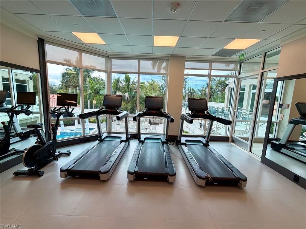 6585 Nicholas Blvd, Unit 1105, Naples, FL 34108 Photo