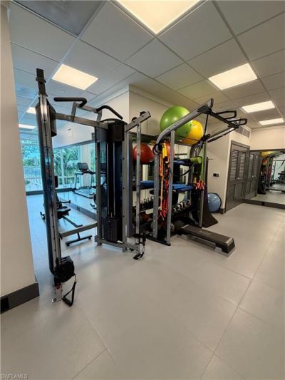 6585 Nicholas Blvd, Unit 1105, Naples, FL 34108 Photo
