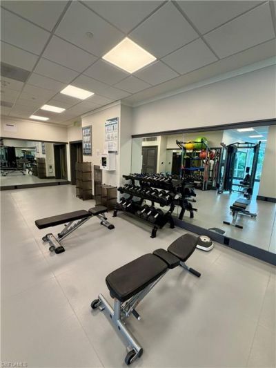 6585 Nicholas Blvd, Unit 1105, Naples, FL 34108 Photo