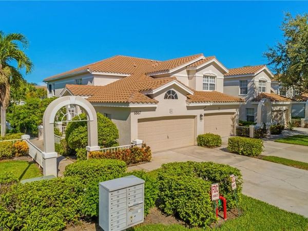 6867 Satinleaf RD S, Unit 201, NAPLES, FL 34109
