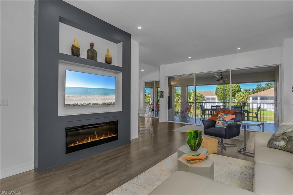 6867 Satinleaf Rd S, Unit 201, Naples, FL 34109 Photo